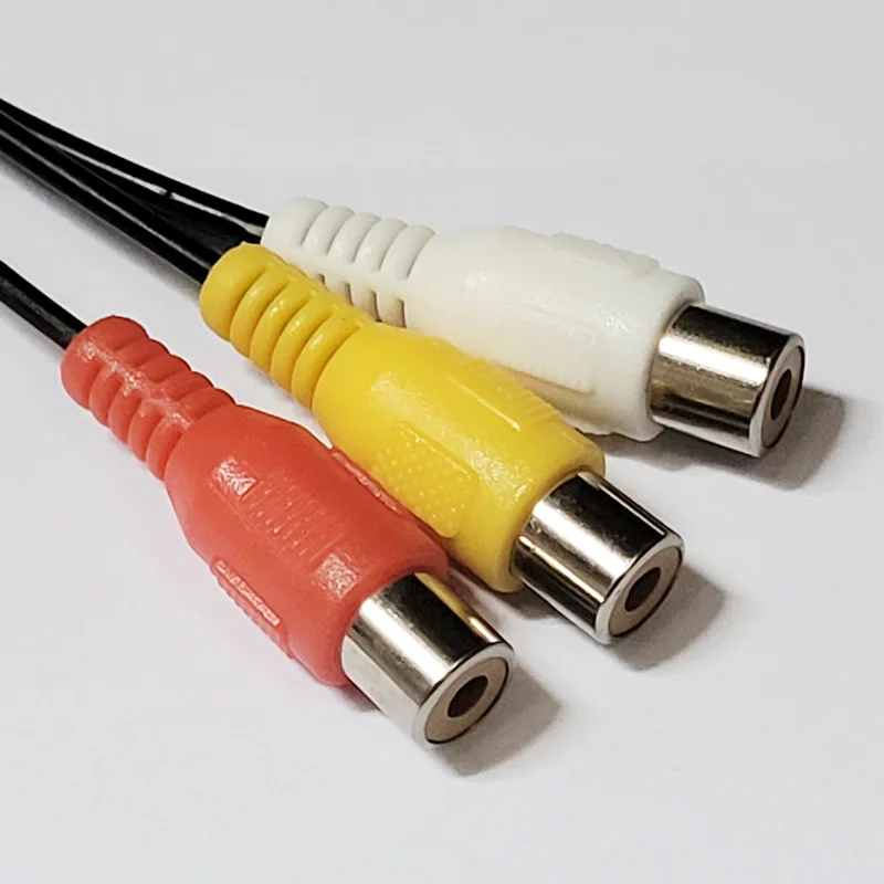 3.5mm one in three AV adapter cable Male to 3 RCA red white yellow video cable Lotus female audio adapter cable D6