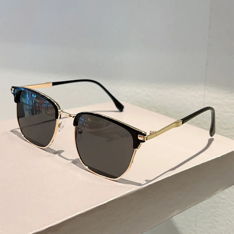 

New Classic UV Protection Summer Sunglasses for Men Square Frame Driving Eyewear for Women