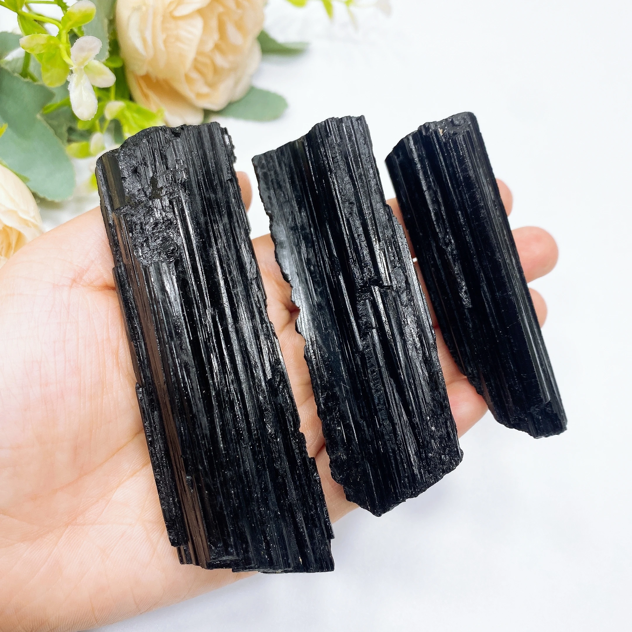 Natural Black Tourmaline Specimen Crystal Rock Stone Magic Eliminate Magnetism Mineral Gemstone Energy Healing decor Gift