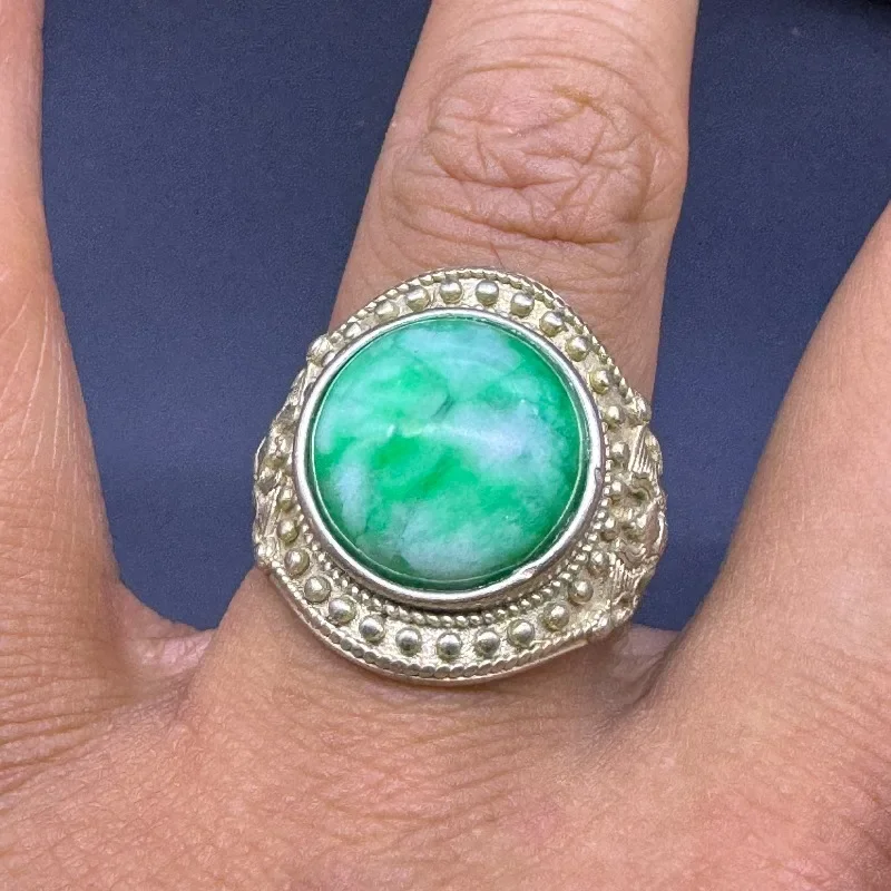 Tibetan Silver Ring, Round Green Jade Inlay Carved Bat Pattern Ethnic Retro Statement Ring