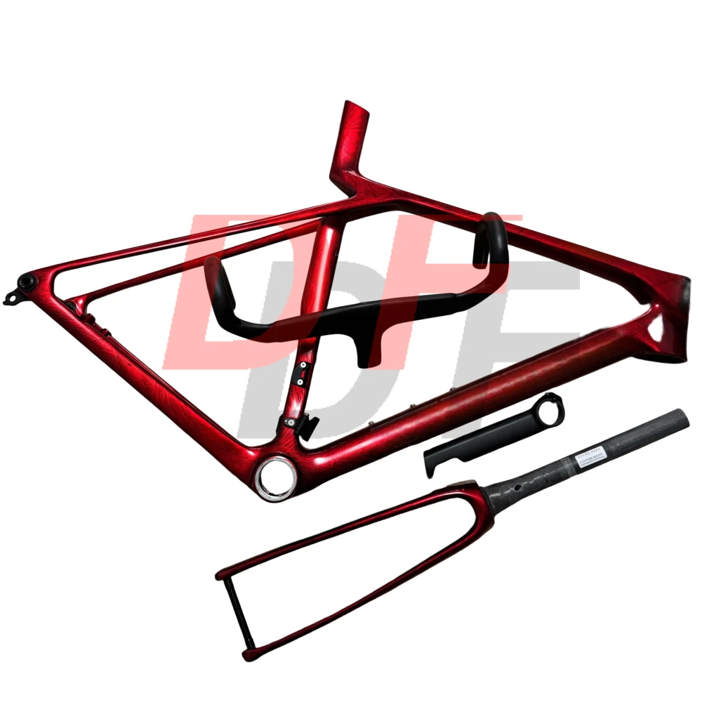 

Карбоновая рама для шоссейного велосипеда соревновательного класса SLR8, изготовленная на заказ