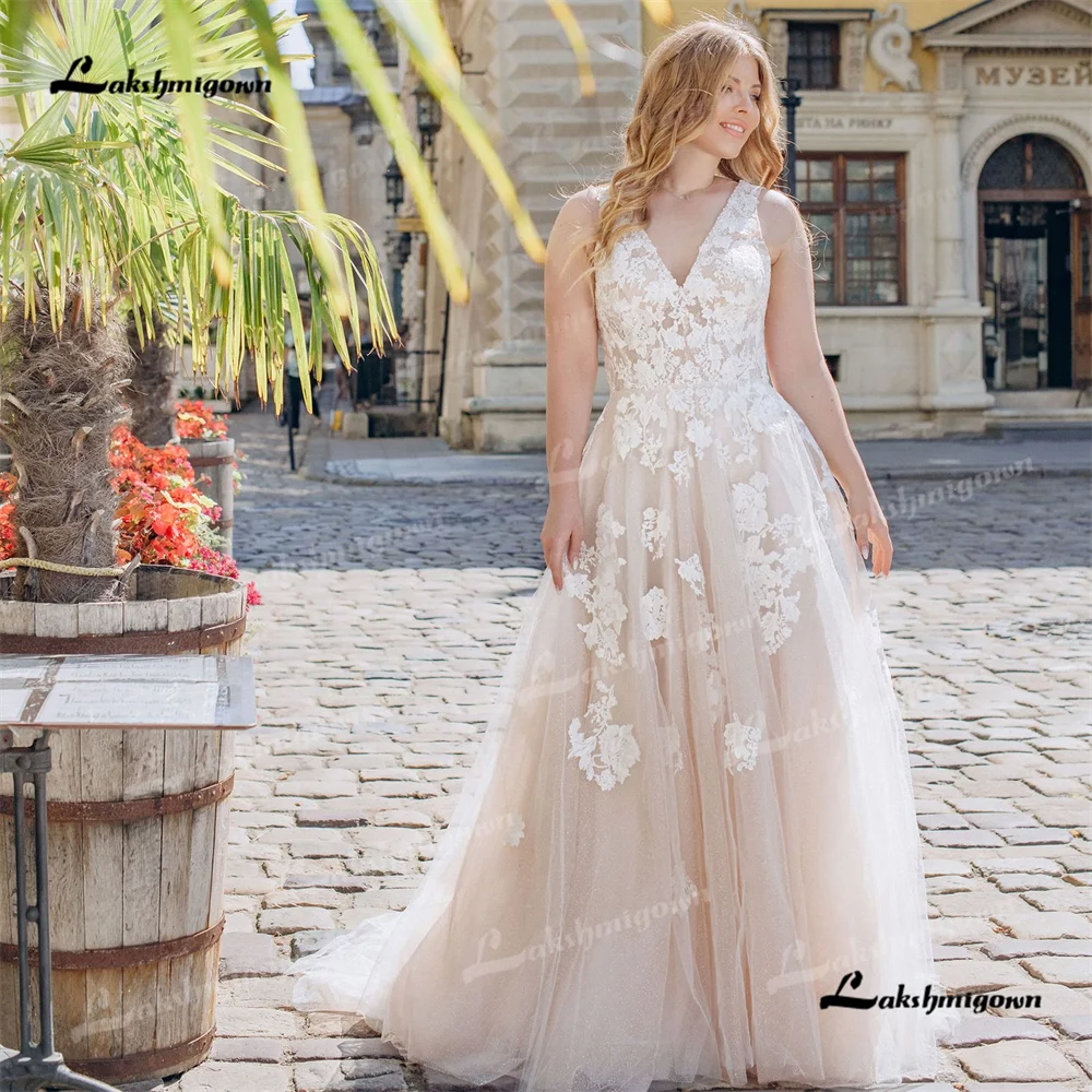 Lakshmigown V คอชุดแต่งงานสาย 2025 Tulle Court Train ชุดแต่งงานที่กําหนดเอง vestidos de novia bodaеrob