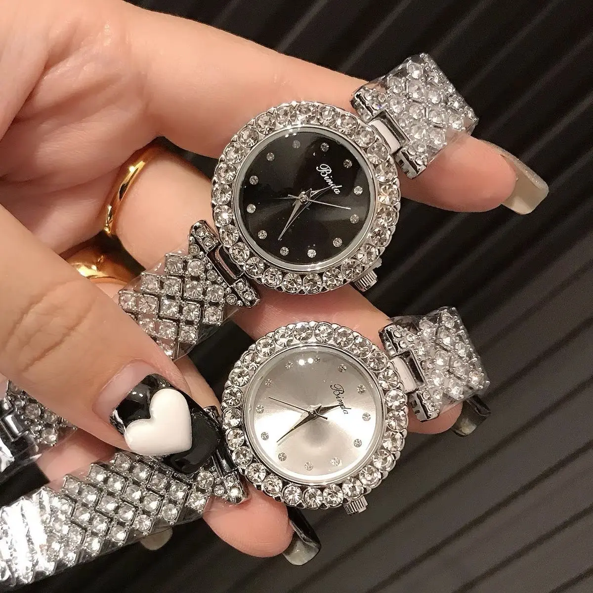 Reloj con diamantes para mujer, pulsera de cuarzo con correa de cuero