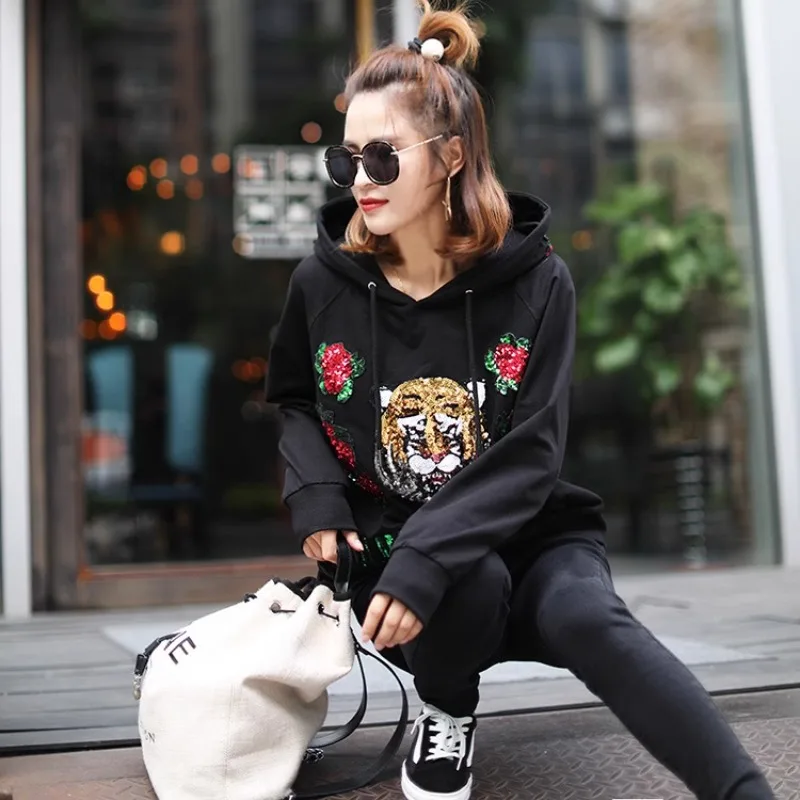 2024 New Autumn Heavy Industry Embroidery Sequins Flower Loose Hooded Sweater Top For Women