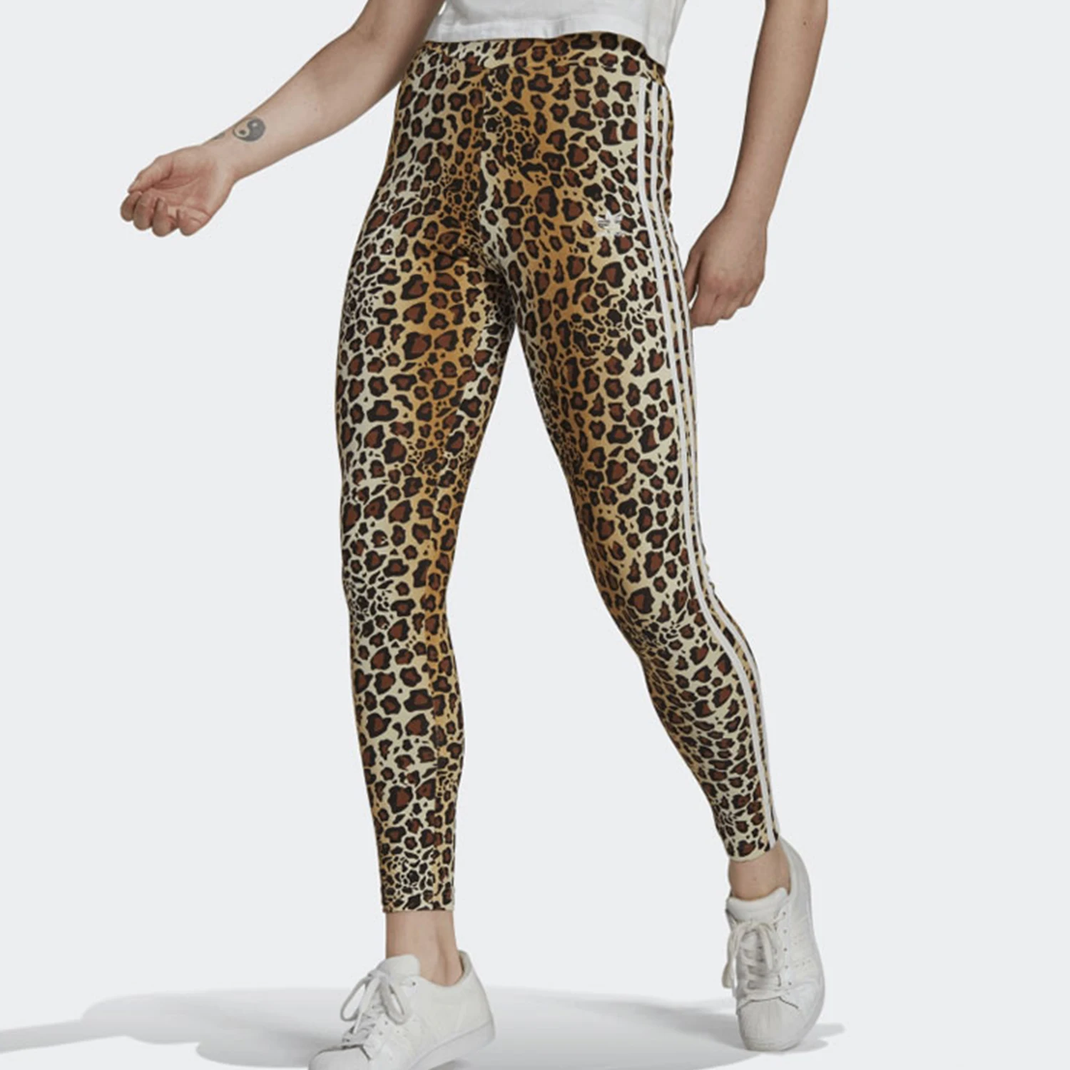 

Женские спортивные компрессионные брюки adidas Originals с леопардовым принтом HB4768