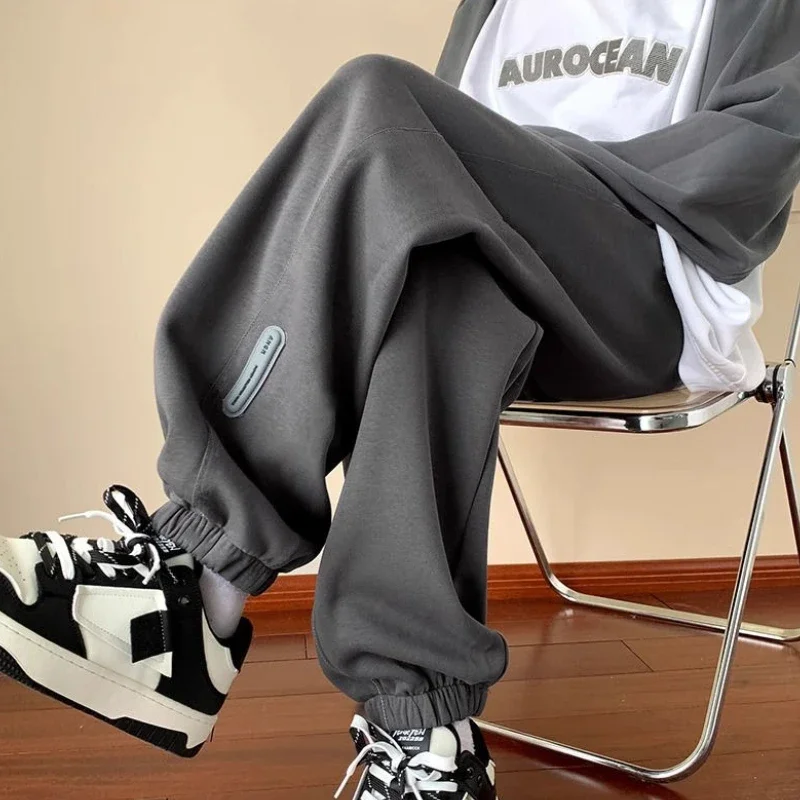 

Мужские спортивные брюки размера плюс, хлопковые брюки в стиле хип-хоп, темно-серые, Harajuku, повседневные трендовые, ретро, корейские предложения, мужские спортивные штаны Y2k