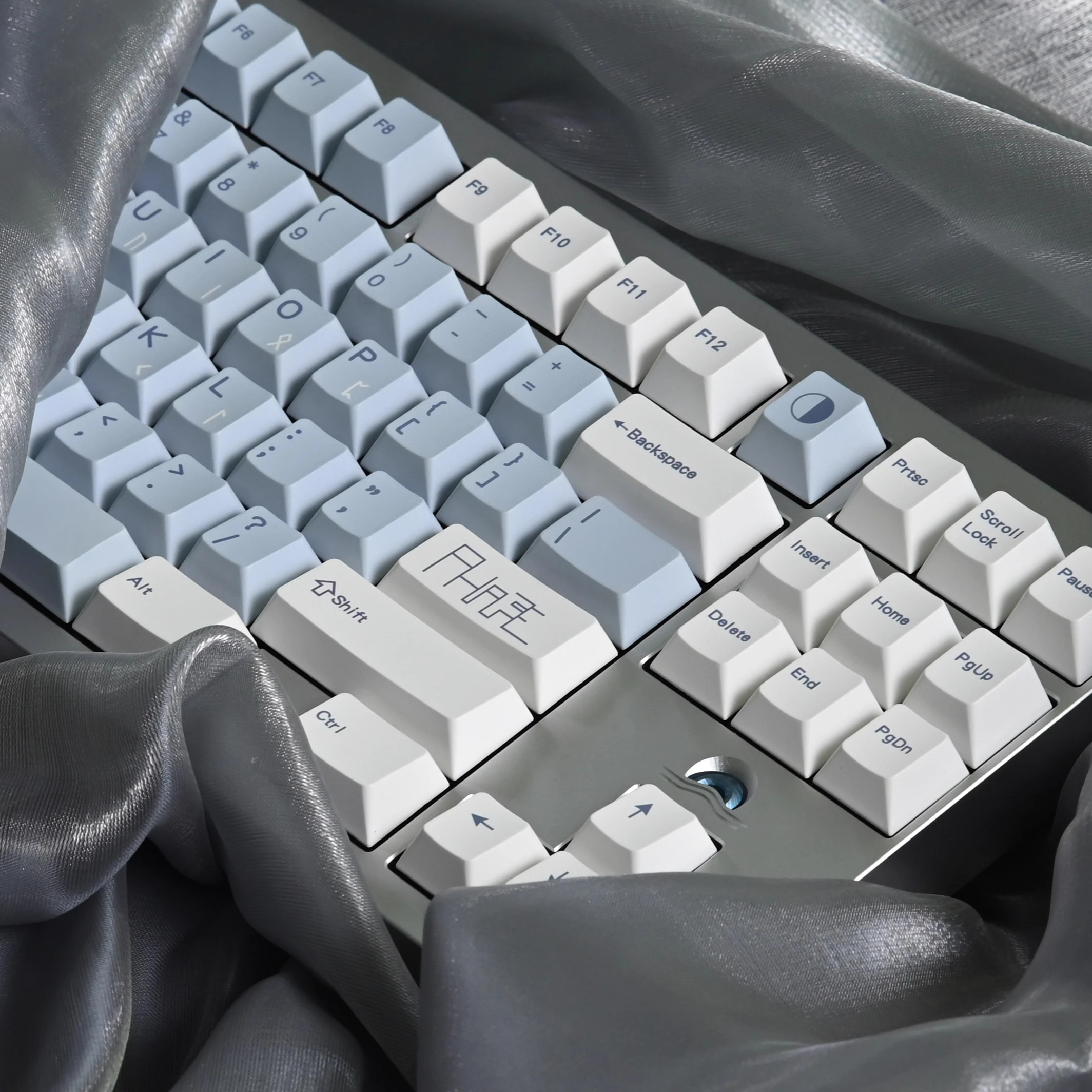 

Moon phase keycaps, full set of pbt material, thermal sublimation, blue, light blue, haze blue
