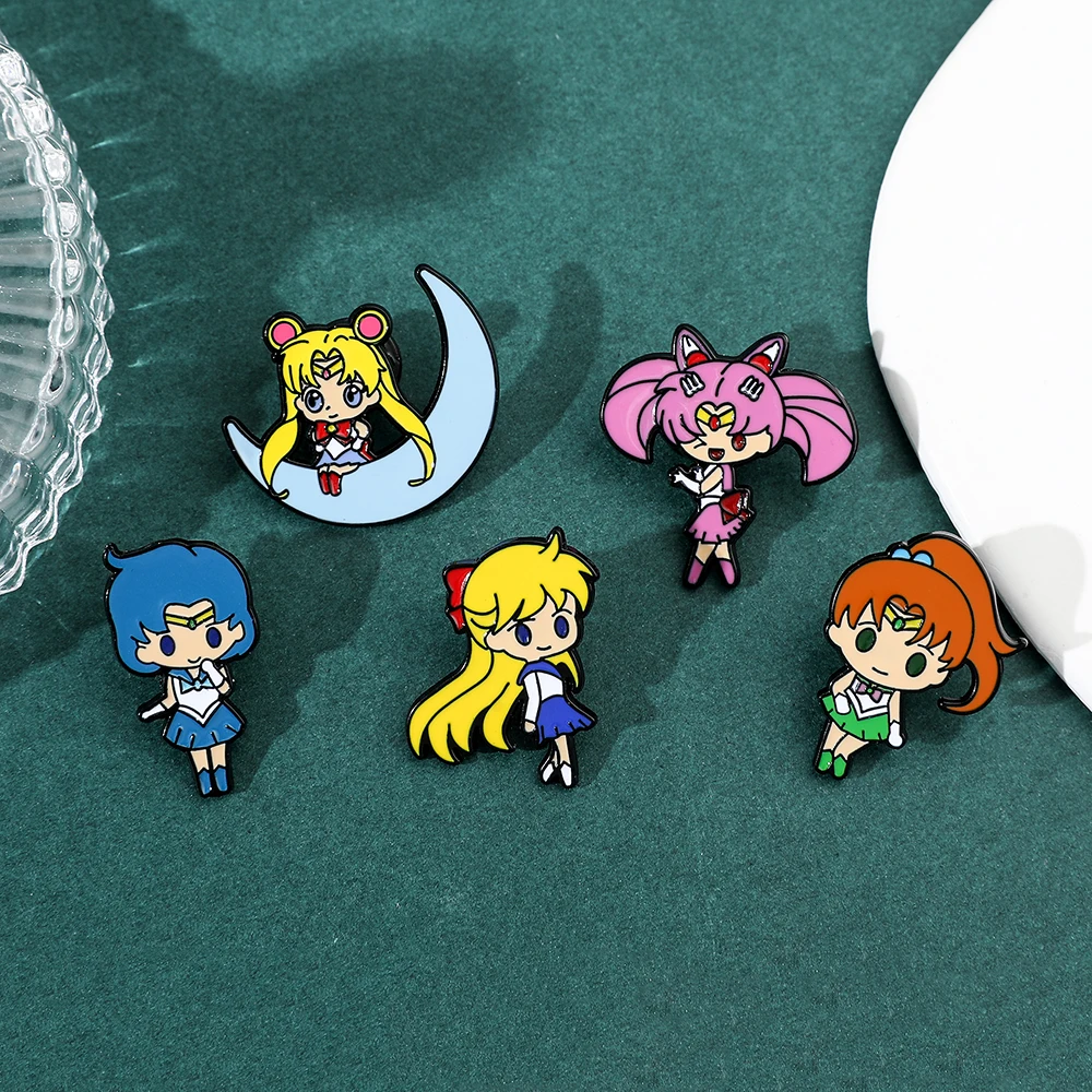 Anime Sailor Moon Enamel Pin Cute Cartoon Figure Tsukino Usagi Metal Badge Brooch Jacket Jeans Lapel Pin Jewelry Accessories