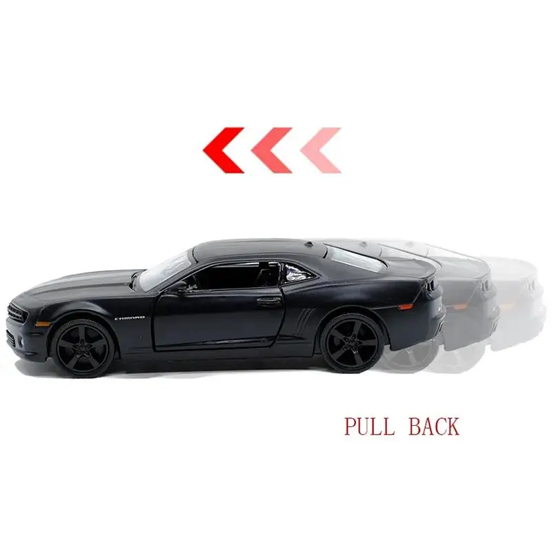 RMZCITY 1:36 Camaro Cool Black Sportwagen Legierung Druckgussauto mit Spielzeug Geschenke Spielzeug für Modellsammlung Kinder zurückziehen