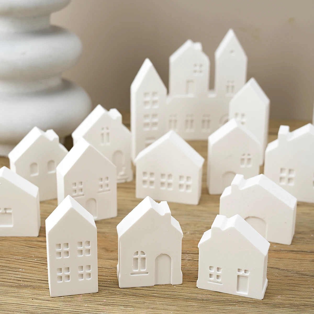 19 Holes House Silicone Mold DIY Creative European Style Series Small House Full Page Gypsum Resin Mold Keychain Craft Home Deco