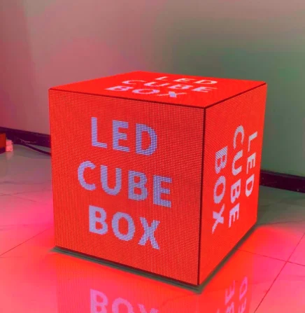 تصميم جديد P3 Led شاشة عرض إعلانات رقمية الإبداعية في الهواء الطلق مقاوم للماء الدورية المكعب السحري Led ملصق يعرض