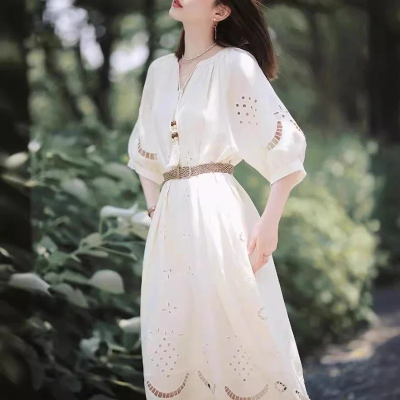 Boho ilhó bordado branco midi vestido elegante verão solto ajuste vestido estilo férias