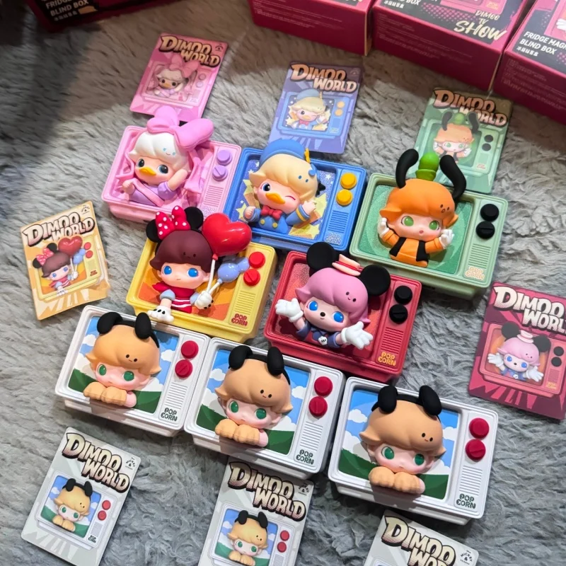 Popmart Dimoo World Dimoo Tv Show Series الثلاجة صندوق أعمى ألعاب لطيفة تحصيل سطح المكتب الحلي الزخرفية Kawaii هدية