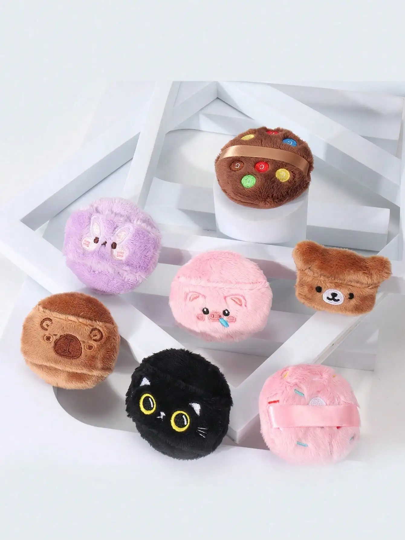 1pc Embroidered Plush Powder Puff. Use the Edges or Sharp Corners of the Powder Puff to Refine Details Such as the Nose Bridge a