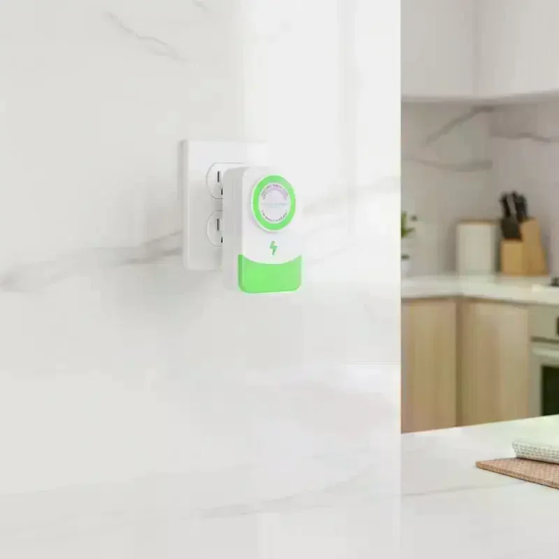 1Pcs Electricity Saving Box Home Appliance Power Saver StopWatt Energy Save Device Cut Electric Bill for Office Uses