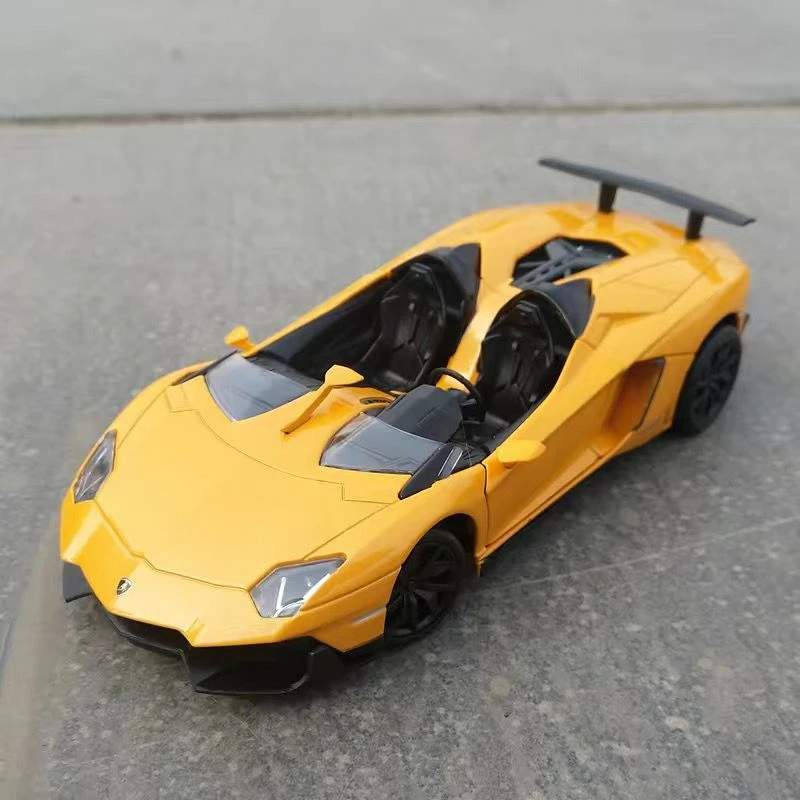 1:24 Aventador J 700J Alloy Sports Car Model Diecasts Metal Toy Race Vehicles Car Model High Simulation Collection Kids Toy Gift