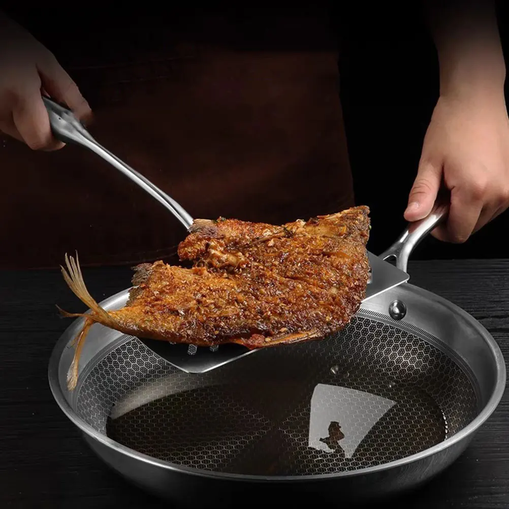 

1pc Stainless Steel Fish Spatula Lightweight Kitchen Tool for Frying Steak Pancake Portable Cookware Accessory for Fish
