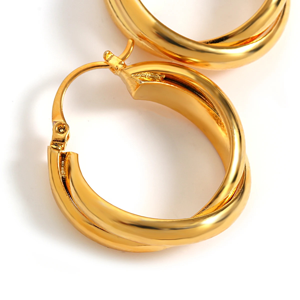 Greatera Trendy Classic Twist Metal Round Hoop Earrings  for Women Gold Color Copper Alloy Geometric Circle Earrings Jewelry