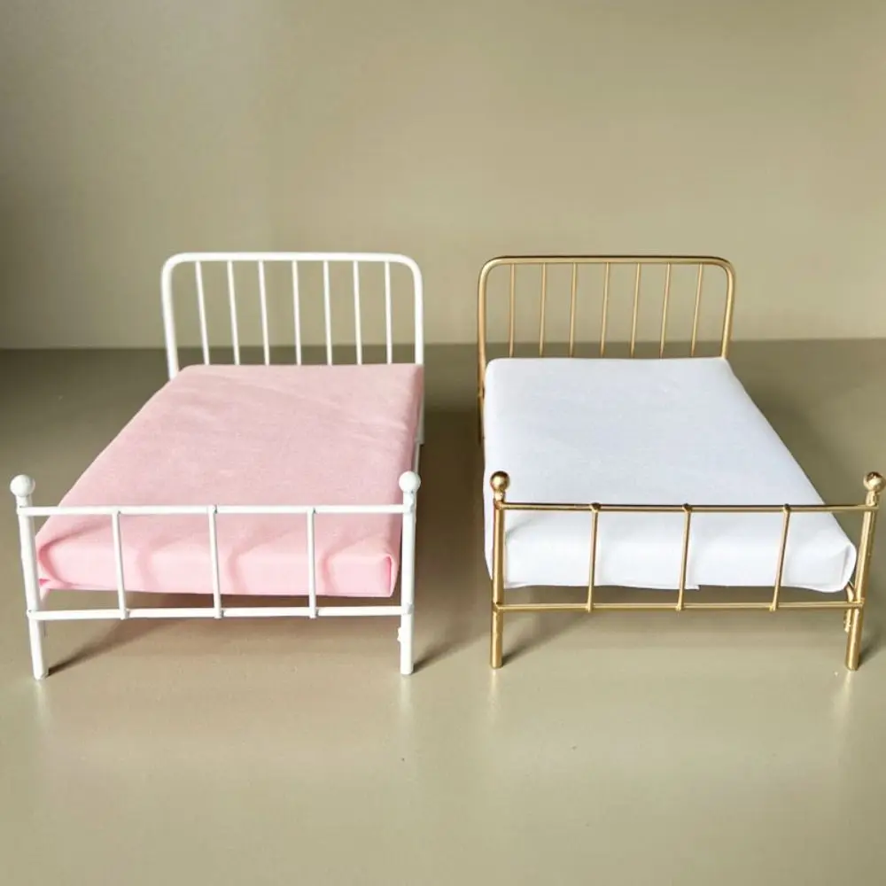 Creative 1:12 Scale Dollhouse Bed Iron Frame With Mattress Bed Furniture Play House Bedroom Scene Mini Bed Model Girls Gift