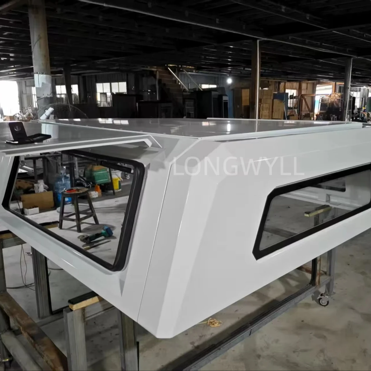 

Safe and Reliable Customized Aluminum Alloy Canopy for Pickup Trucks F-150 Truck Cap with Roof Racks