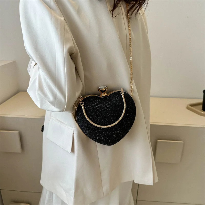 

2026 New Korean Style Heart Shape Bag Cute Sweet Girlish Luxury Chain Crossbody Shoulder Evening Clutch Bag