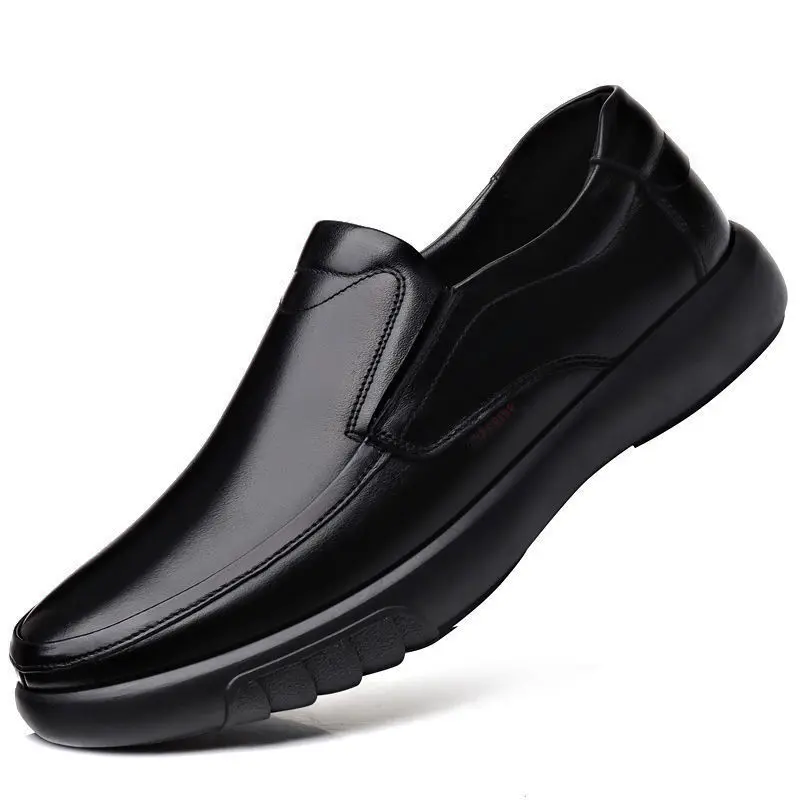Casual Shoes Men's Leather  Soft Noodle Loafers Cotton Shoes Velvet Cotton Comfortable Dress Shoes Men Shoes Male Scarpe da uomo
