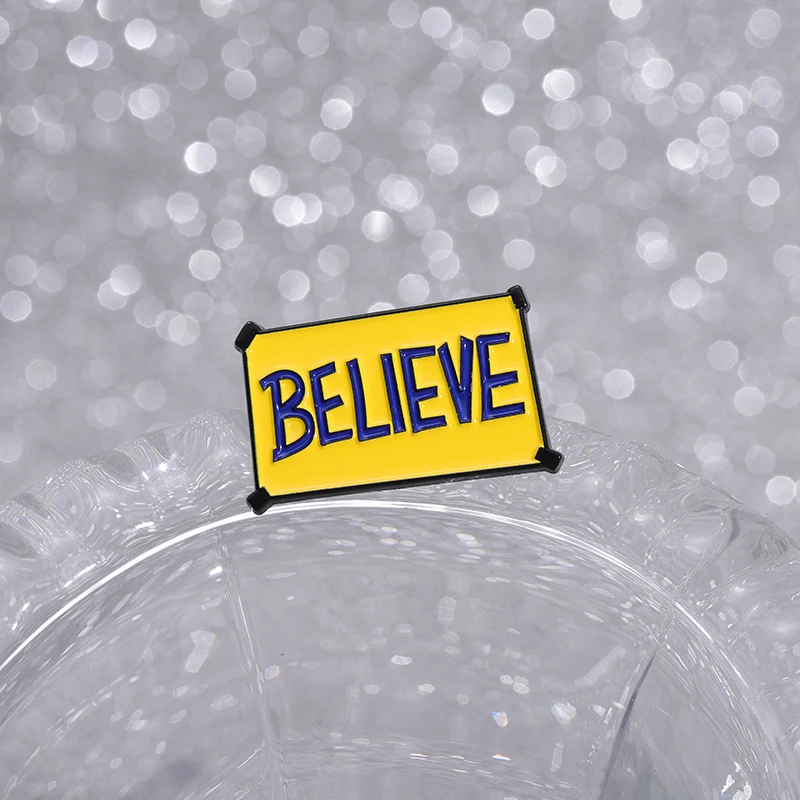 Эмалированная-булавка-believe-ted-металлическая-брошь-на-футбольную-тематику-значок-на-рюкзак-с-лацканами-ювелирные-изделия-для-фанатов-подарочные-аксессуары