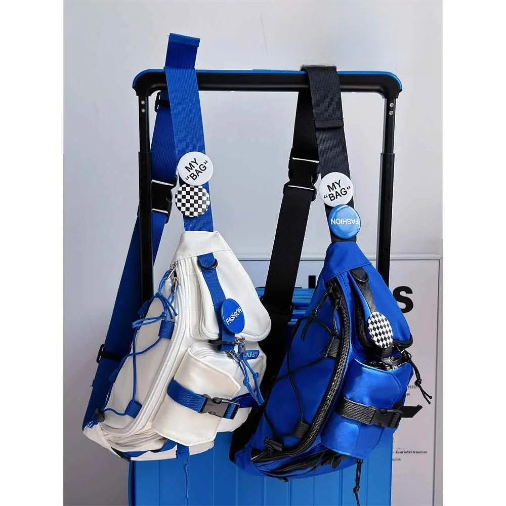 

Casual ex Workwear Skateboard Vintage Crossbody Chest Bag Spor Versatile Waist Bag Soft Nylon Material Zipper Closure