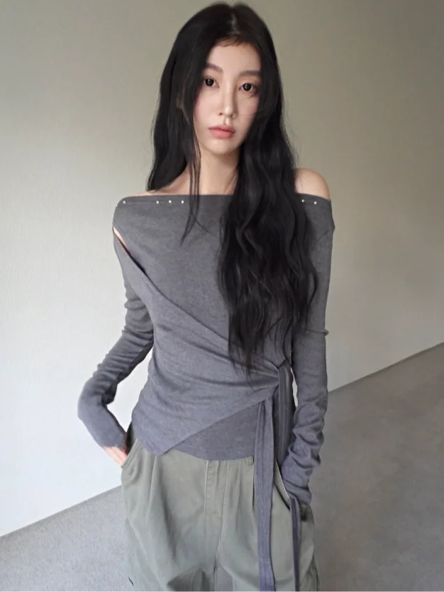 Unique SEI Korean Style Slim Fit Long Sleeve T-Shirt Shoulder Bared Waist Cinched Women's Top Rivet Detail Breathable Springwear