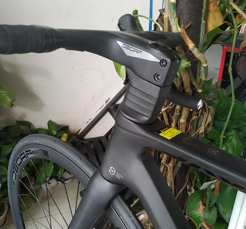 Vélo de route en Fiber de carbone de haute qualité, frein à disque hydraulique à 22 vitesses, VTT pour vélo de course