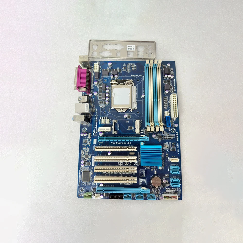 For Gigabyte Four Memory Slots With 1155 Pins GA-P75-D3