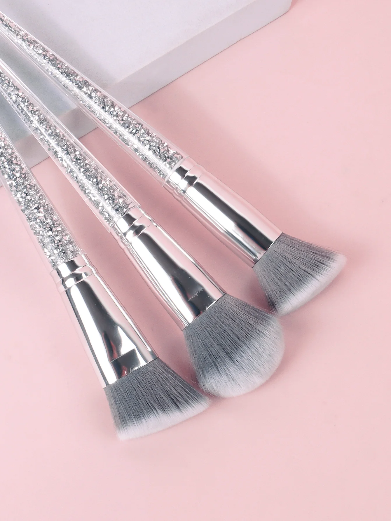 3pcs Makeup Brush Blush Concealer Eyeshadow Quicksand Silver Diamond Transparent Crystal Drill Handle Fan Brush Makeup Tools