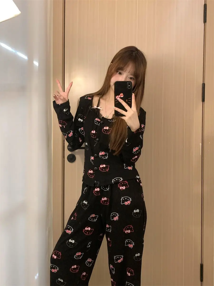Pigiama Kawaii Sanrios Hello Kittys con imbottitura sul petto Primavera Autunno Pigiama sexy a maniche lunghe in pizzo Indumenti da notte carini Panno per la casa delle donne