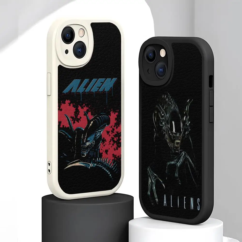 Movie Alien Xenomorph Phone Case Lambskin For Iphone 12 Pro Max 15 14 11 12 Mini X Xr Xs 8 7 Puls Se Luxury Mobile Cover