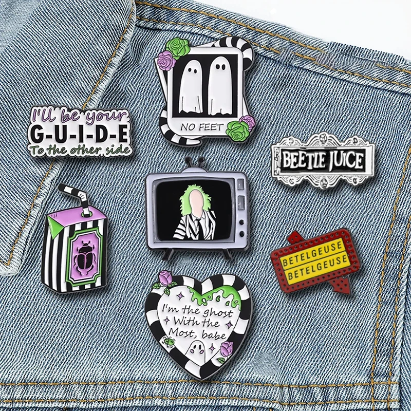 Betelgeuse Brooch Beetle Juice English Letter Badge Brooches Metal Lapel Pin for Jackets Bag Hat Accessories