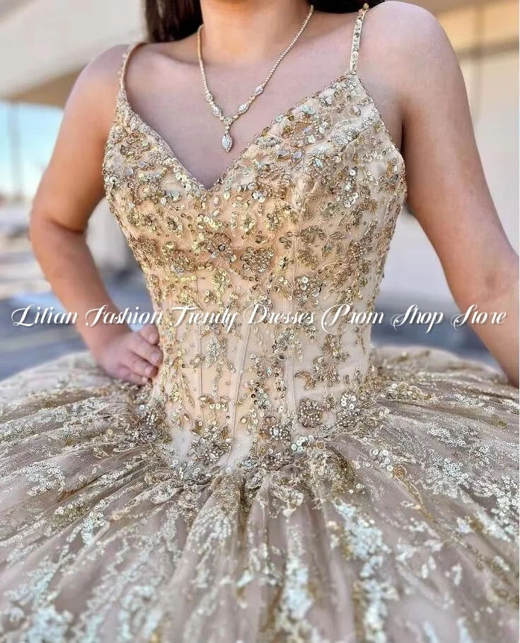 Vestidos de Quinceañera de lujo, falda con volantes abullonados, apliques dorados de lentejuelas para graduación de 15 años, color champán y dorado