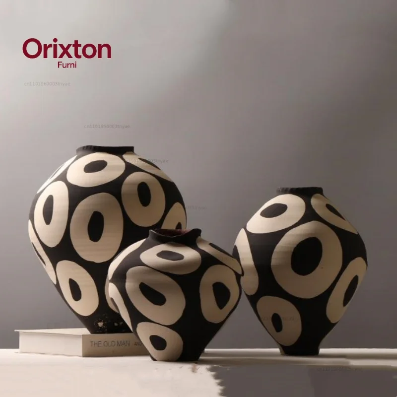 Ceramic Vase Hand-drawn Geometric Circles Flower Vase Flower Arrangement Accessories Porcelain Pot Home Decoration
