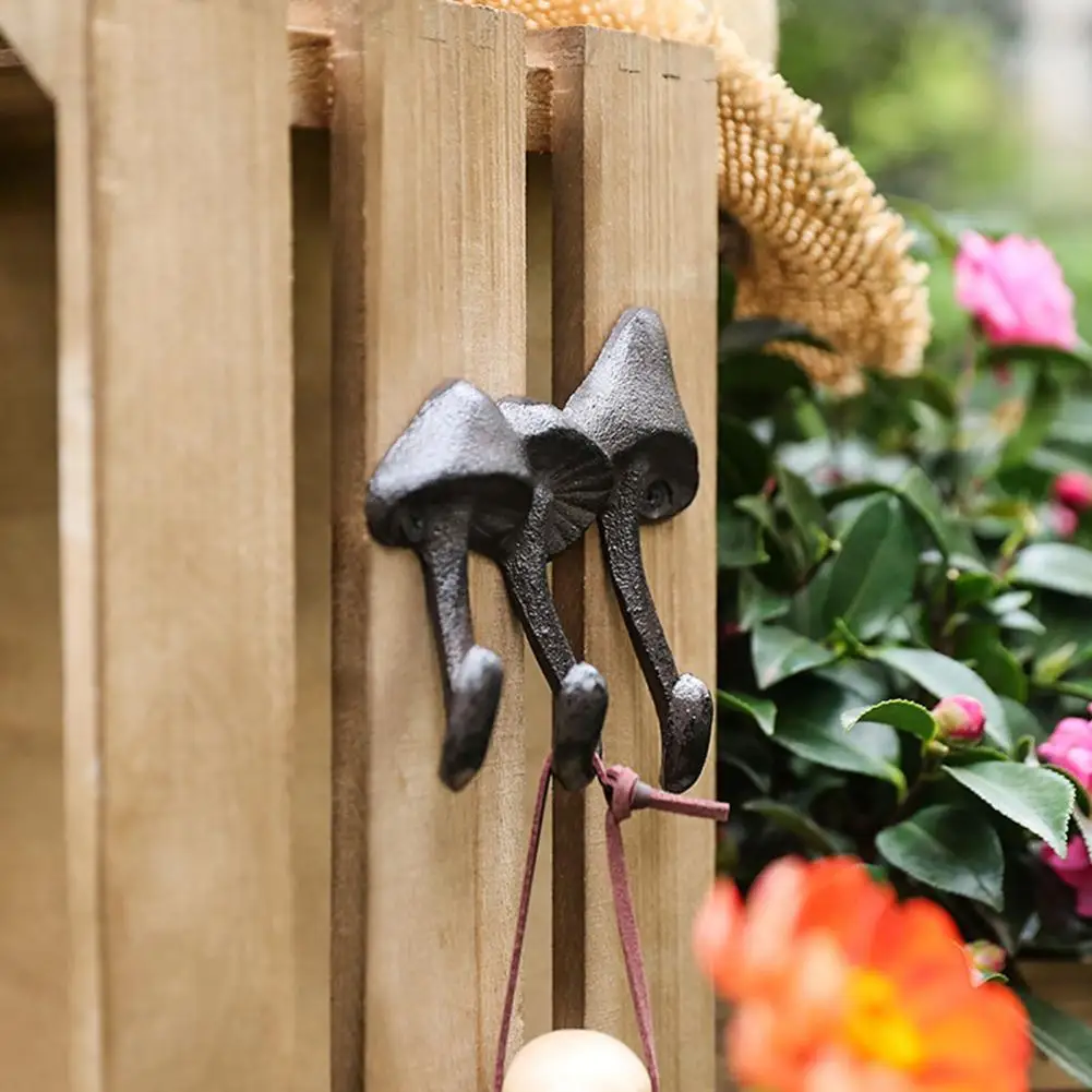 Imaginative Design Hooks Mushroom Wall Hook Cast Iron Toadstool Hanger Decorative Coat Towel Hook Indoor Outdoor Garden Patio