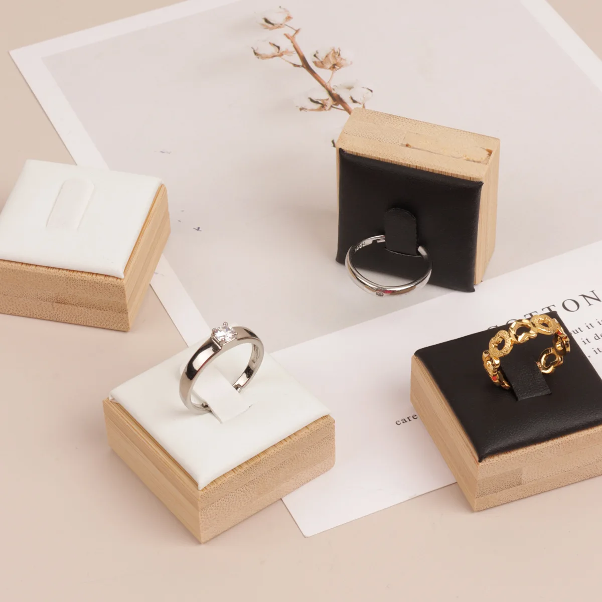 

Natural Bamboo Ring Display Stand, Black And White Leather Square Ring Display Stand, Jewelry Display Prop