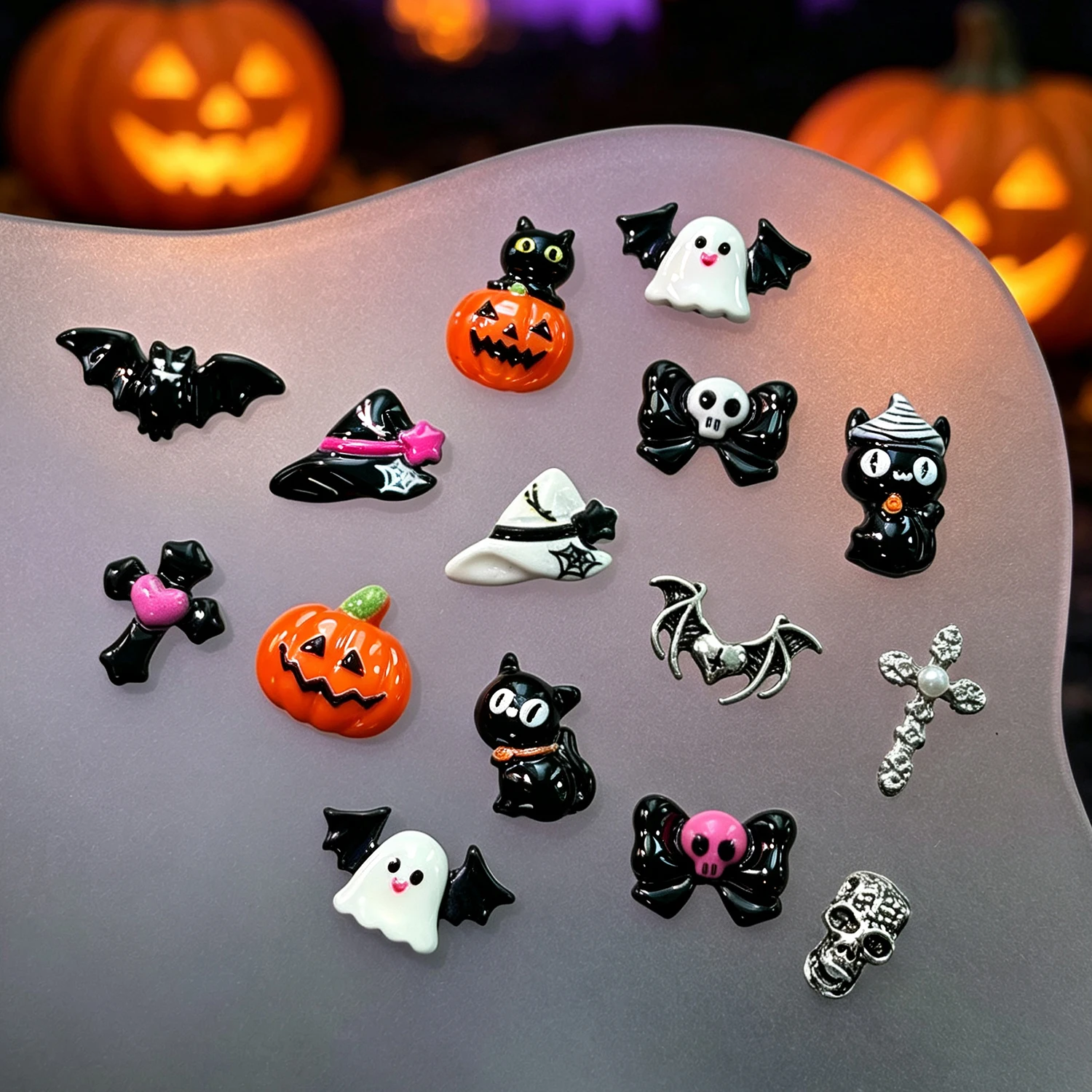 15Grid 3D Niedliche Halloween-Kürbis/Schädel/Geist/Kreuz Nagelsteine Schwarze Katze Schleife Fledermaus Nagel-Charms Harz Flache Rückseite Halloween Nageldekoration – Detail 5