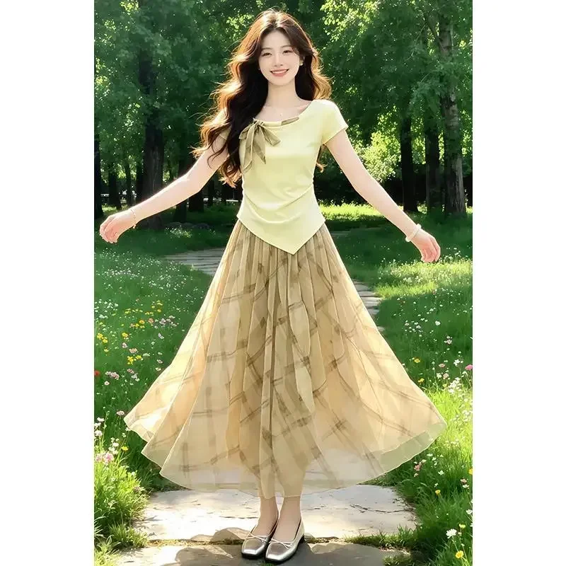 Korean Gentle Style Set for Women in Summer 2026 a Complete Vacation Style Two-piece Set