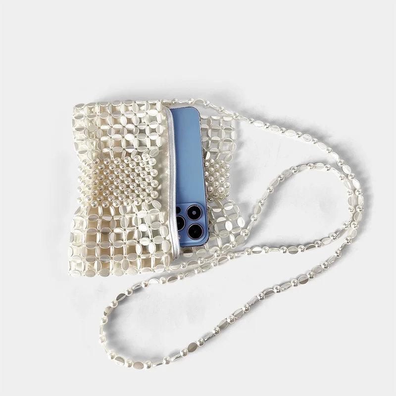 New niche design gold woven chain mobile phone zero wallet crossbody women\'s handmade beaded woven crossbody bag