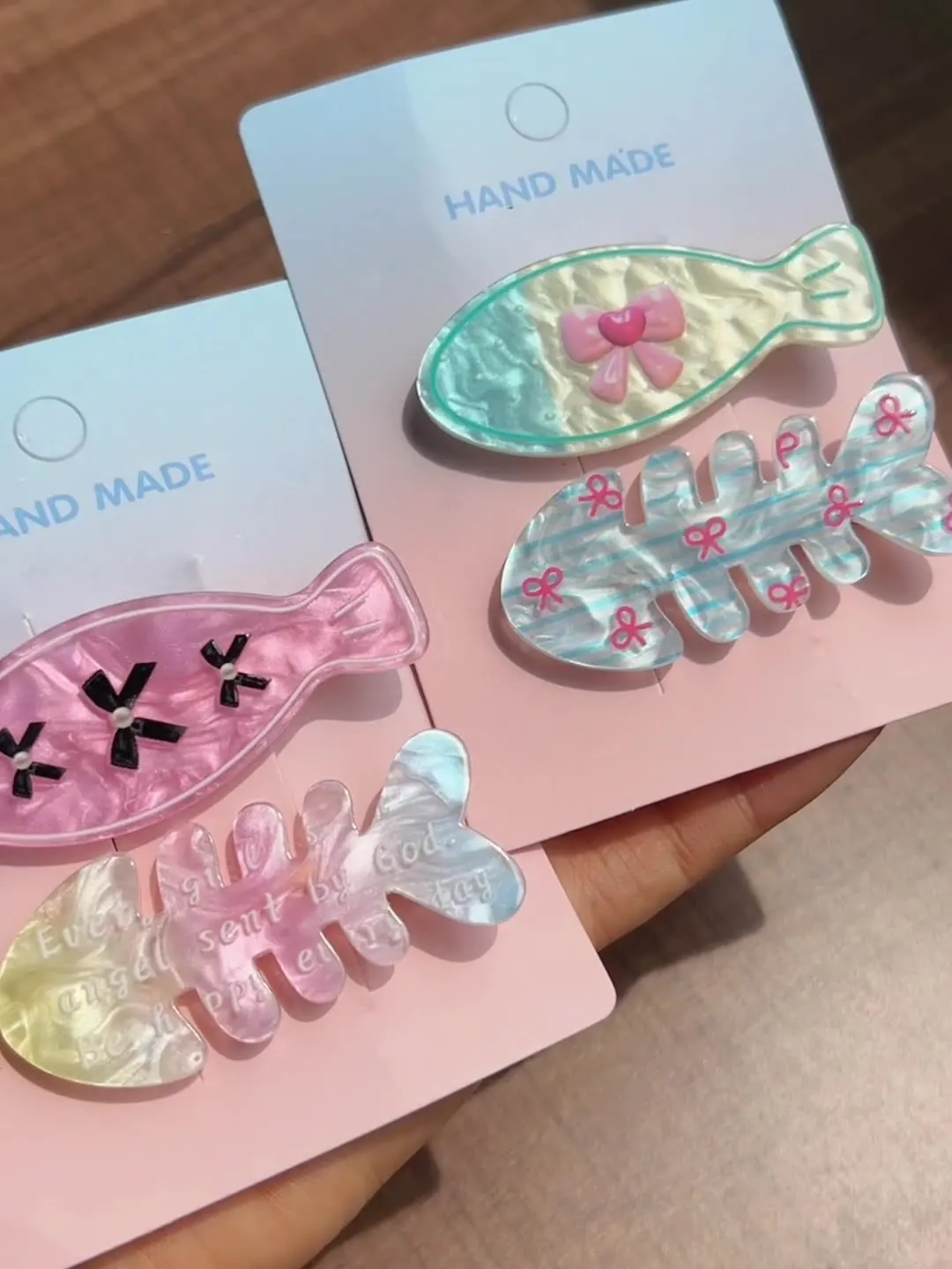 

6Pcs Colorful Gradient Fishbone Hair Cute Bowknot Forehead Sweet Girl Heart New Style Professional Salon Fixed Clip