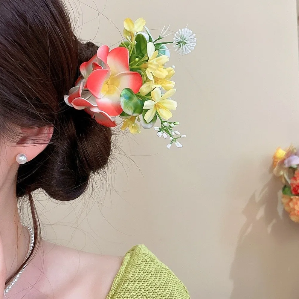 

Sweet Water-Sprinkling Festival Hair Clip Vintage Fresh Frangipani Hair Stick Artificial Pearl Fabric Floral Headwear