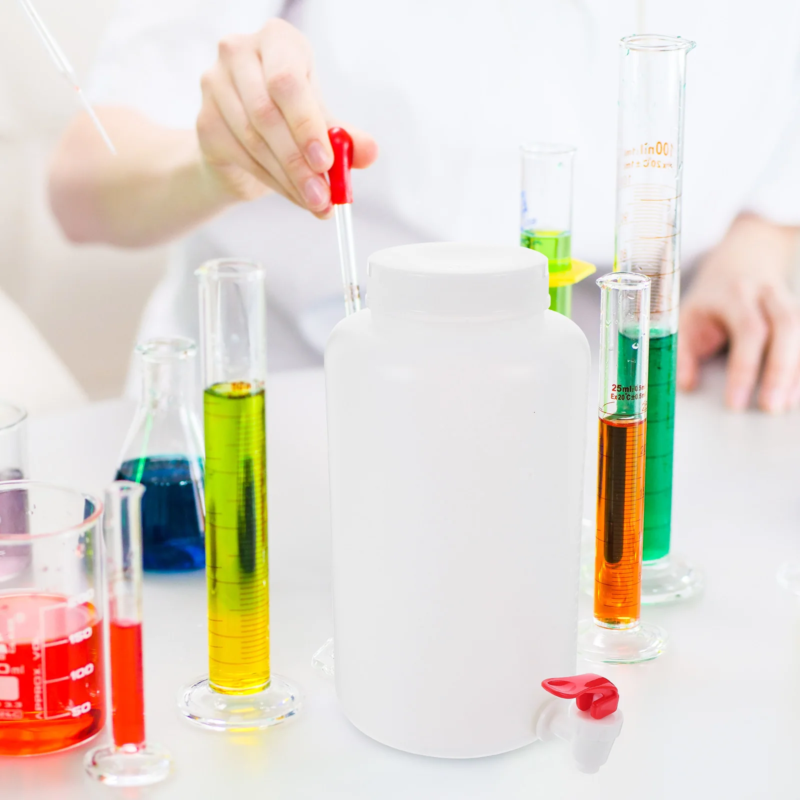 

Laboratory Bottle Plastic Dispensing Jug Leakproof Cap Spigot Container Water Storage Kitchen Bar Lightweight Portable