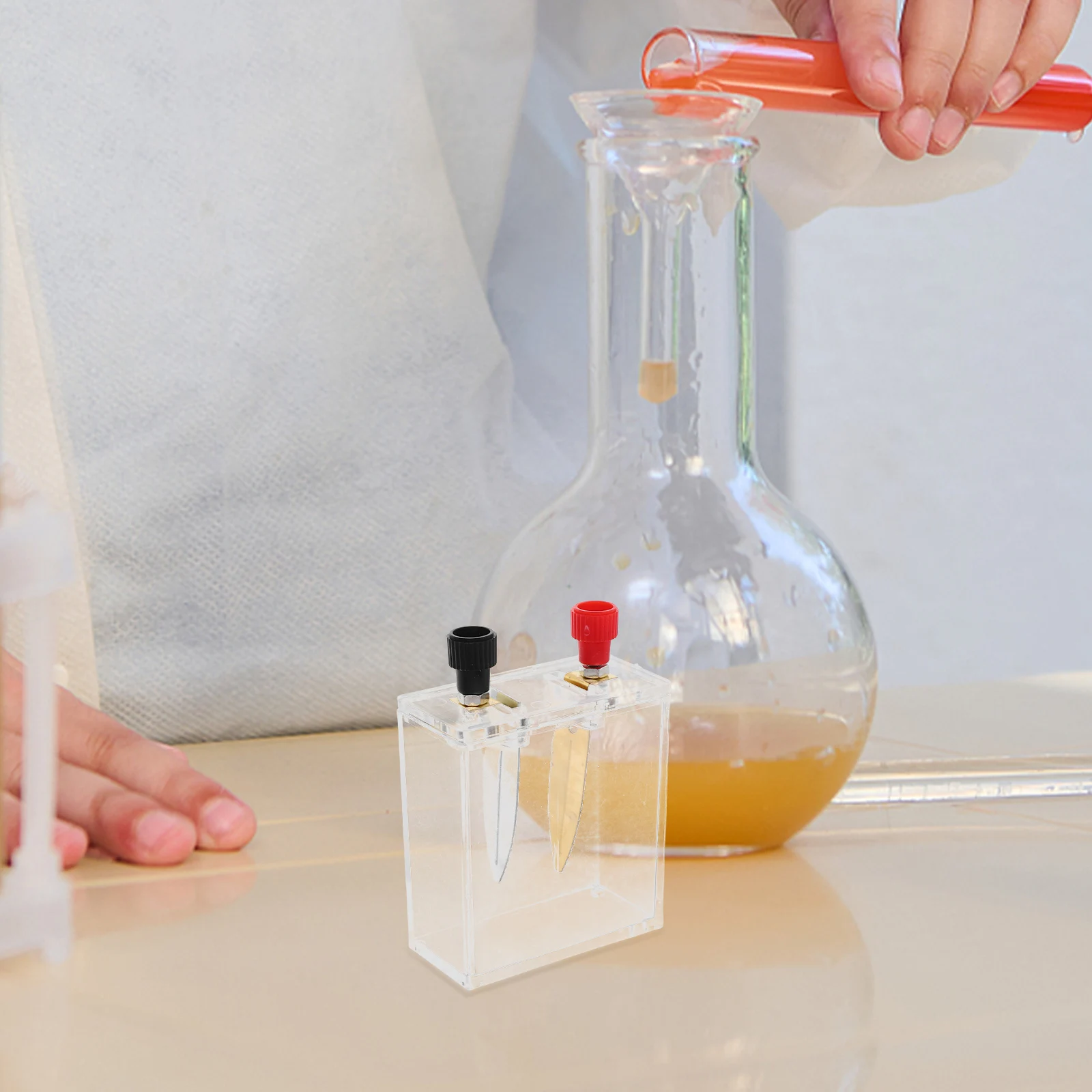 

Experiment Equipment Salt Water Power Box Student Plastic Electrical Circuit Demonstration