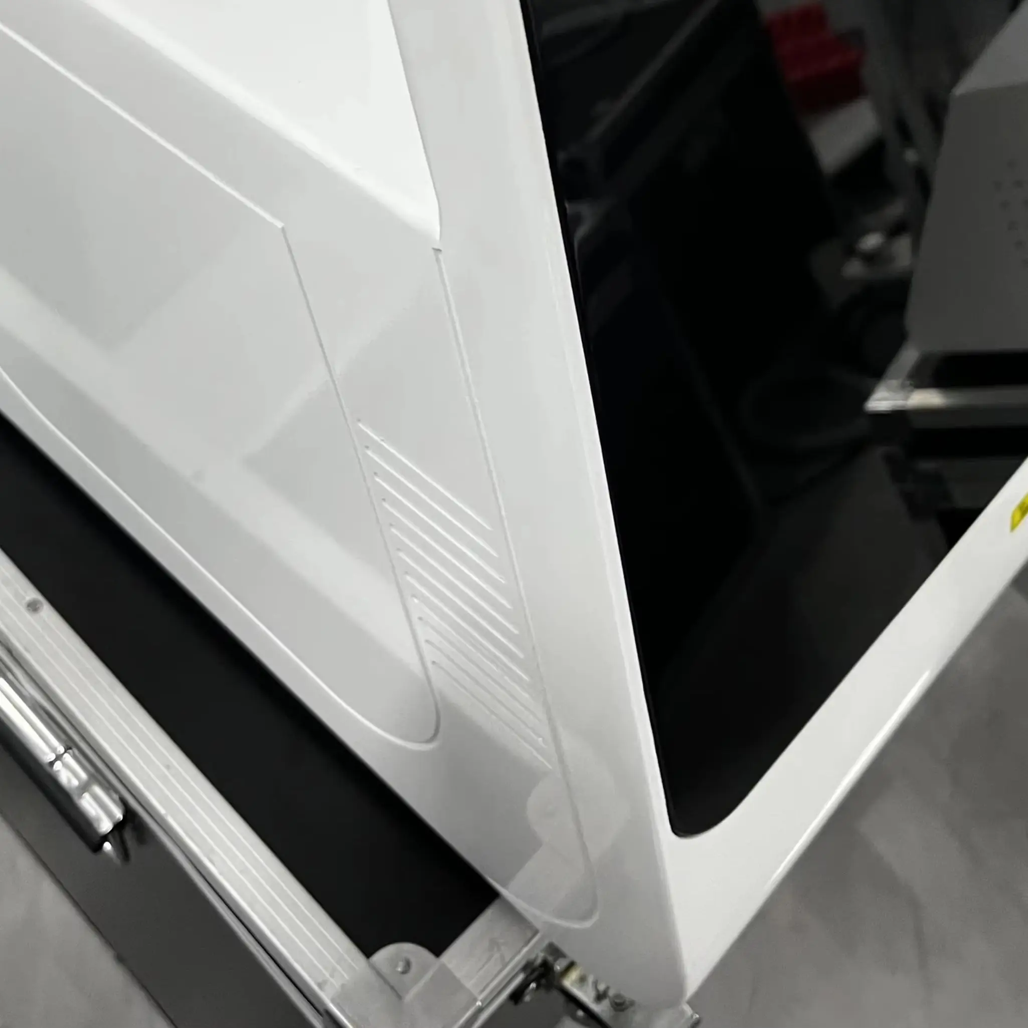 آلة إزالة الشعر بالليزر ديود 808 نانومتر أفضل نتائج ألكساندريت تبريد دائم لصالونات إزالة الشعر غير المؤلمة #1