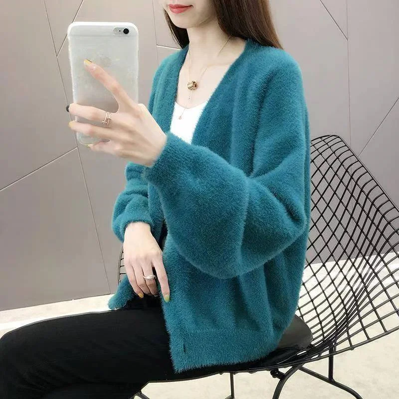 

Imitation Mink Velvet Korean Version Of Autumn And Winter New Loose Cardigan Sweater Female V-neck Top Female Knitted Small Coat