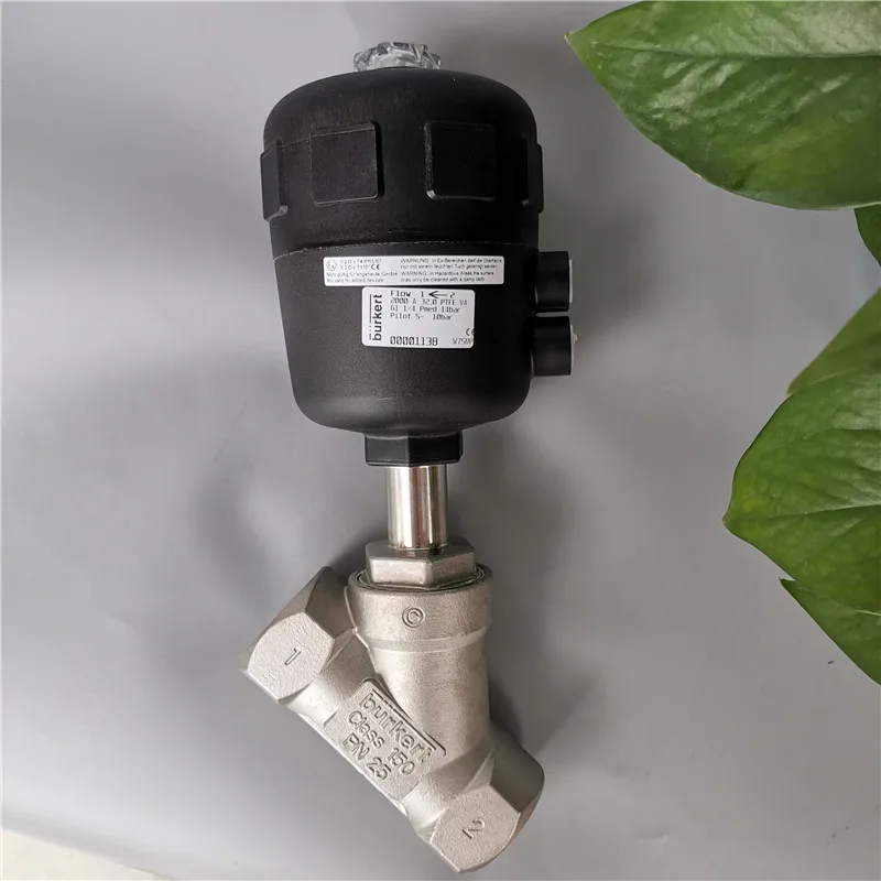 

Клапан управления паром Burkert 2000 DN32 316L, резьба G11/4 00001138 Spot 1138