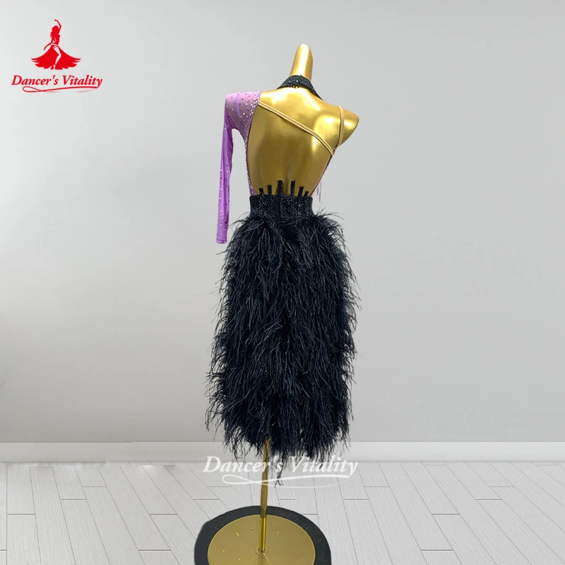 ชุดเต้นรำละตินสำหรับผู้ใหญ่ ดีไซน์ขนนกกระจอกเทศ สำหรับการแสดงและแข่งขัน รูมบ้า ชาช่า แซมบ้า จีฟ ชุดมืออาชีพ ตัดเย็บตามสั่ง